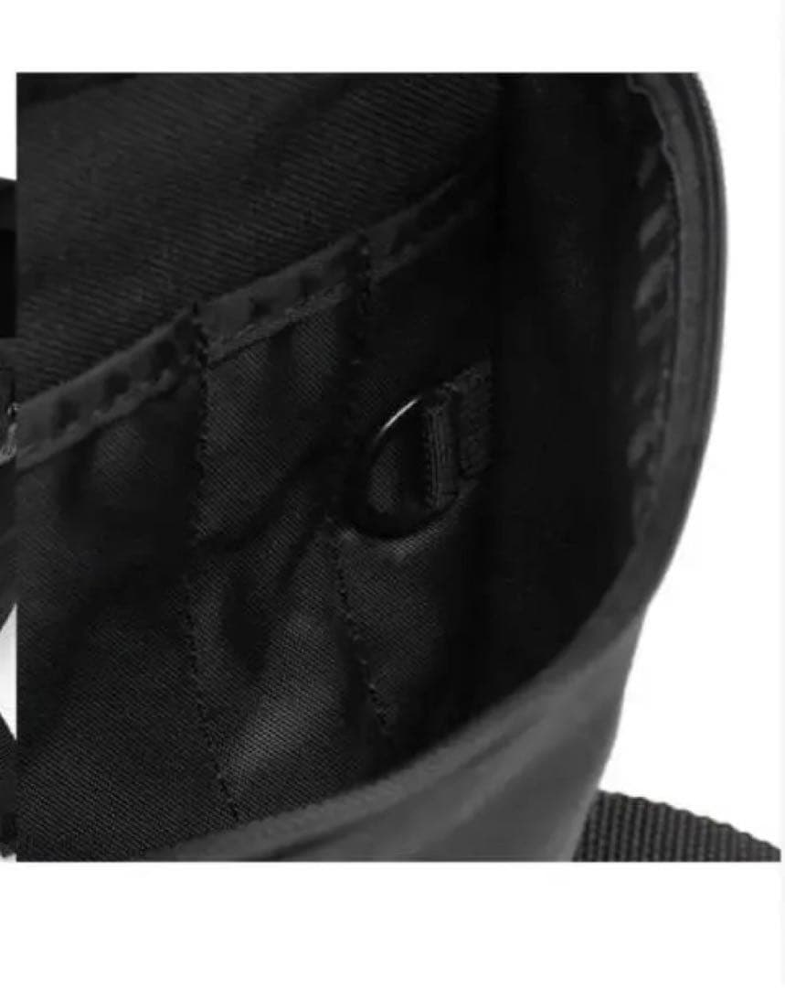 【新品未使用】　Manhattan Portage メッセンジャーバッグ 黒