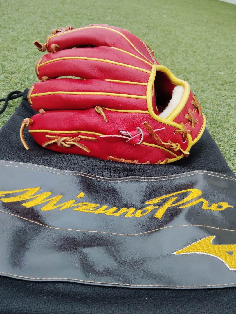 行*徳様 Mizuno Pro 軟式グローブ レッド