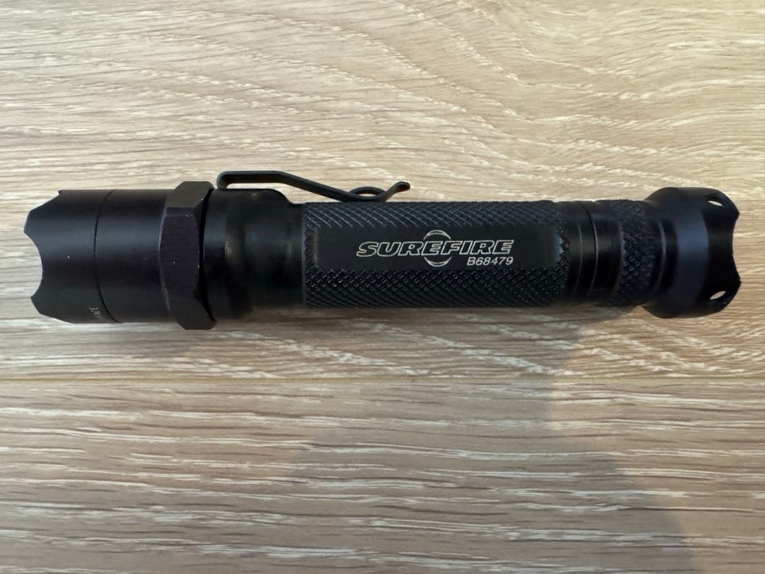 SureFire E2D Defender キセノン 廃盤 電池・ケース付