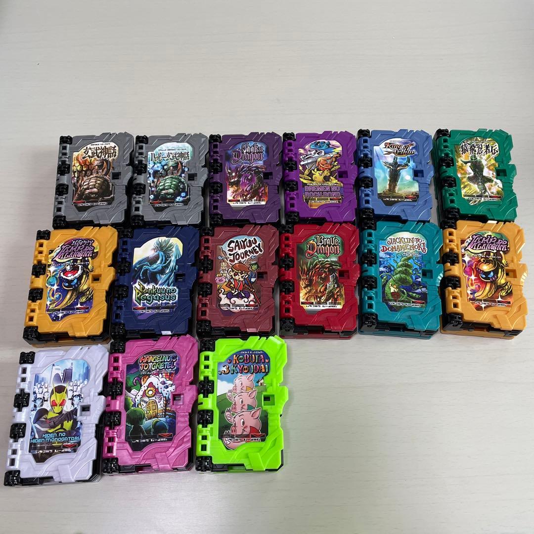 仮面ライダーセイバー　ワンダーライドブック