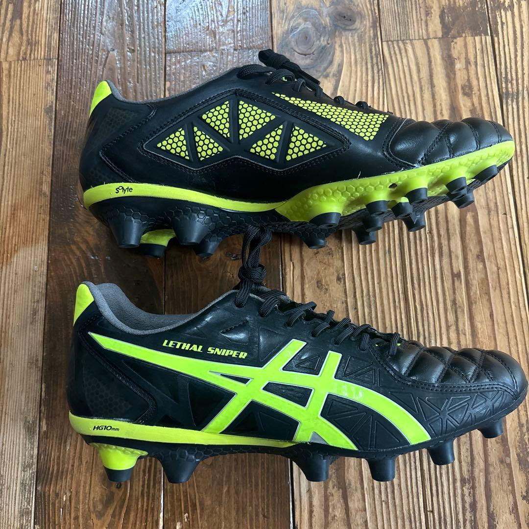サッカースパイク　28cm asics