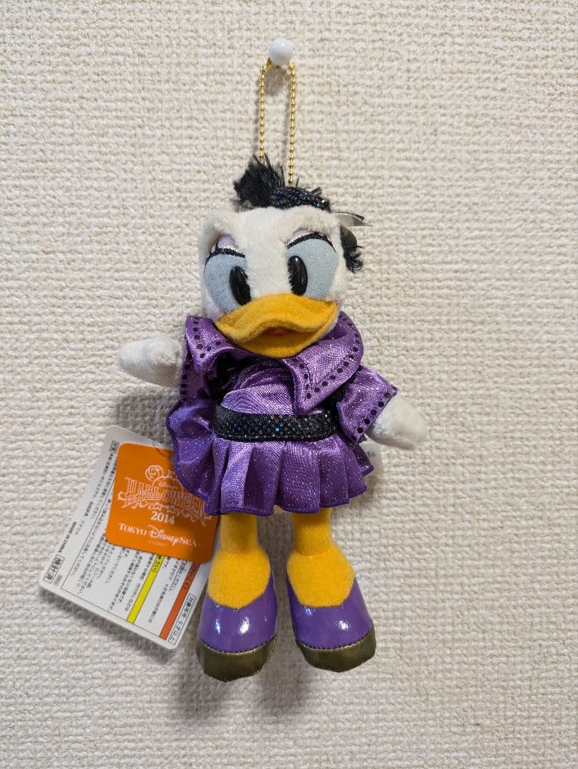 【美品】ディズニー デイジー ぬいぐるみバッジ ハロウィンシリーズ