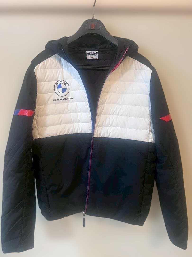 軽量ダウン100%　 Motorsport Jacket フード付き