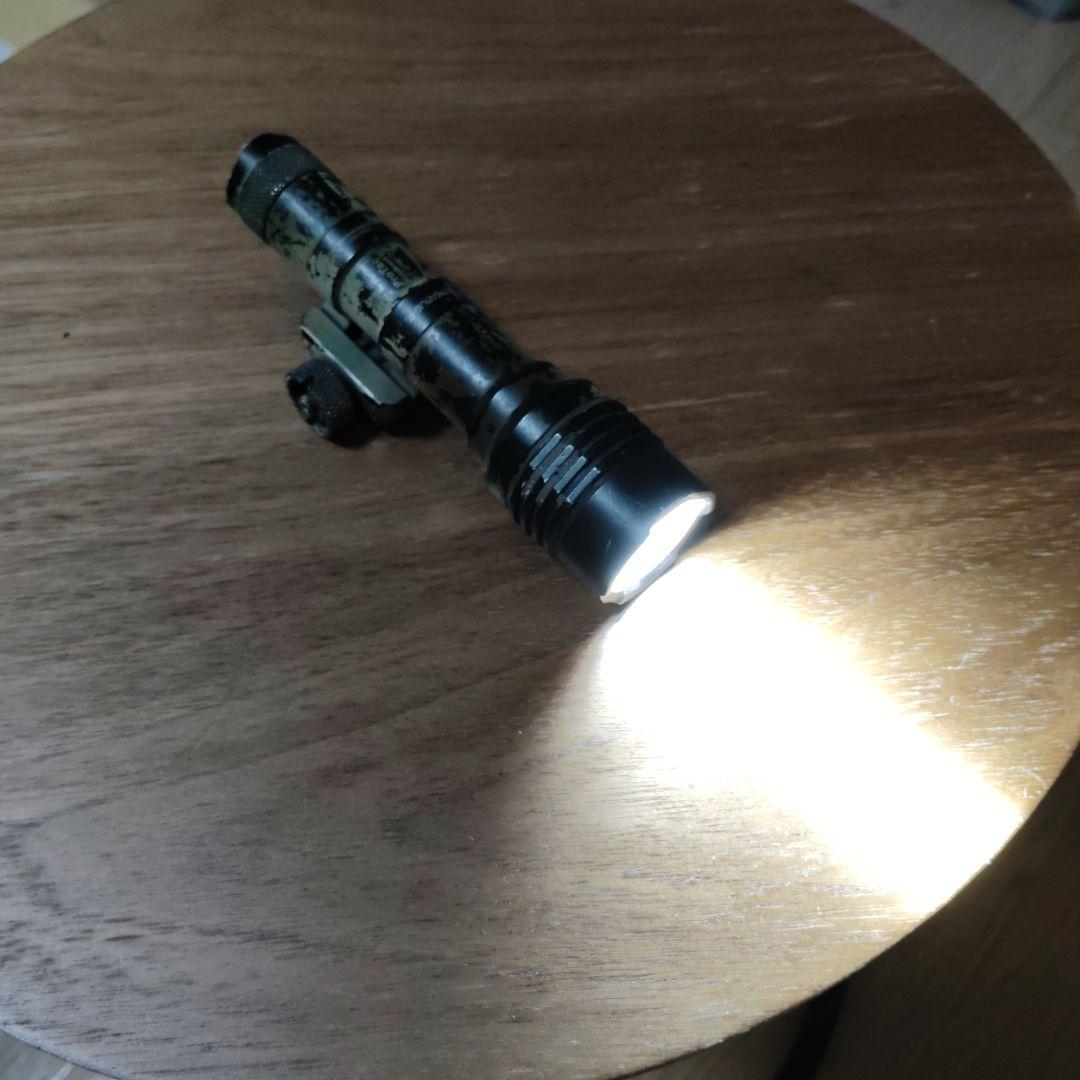 【実物】STREAMLIGHTウェポンライPROTAC RAIL MOUNT 2