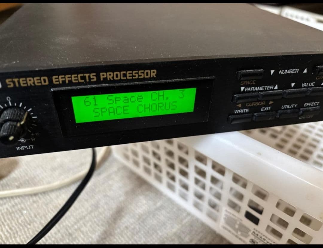 ギター boss se50
