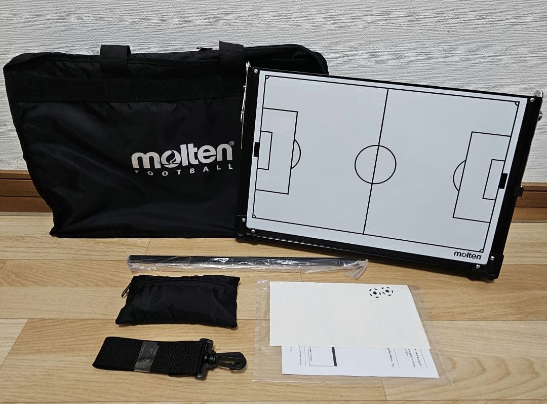 【未使用】モルテン molten サッカー用 作戦盤 SF0070 折りたたみ