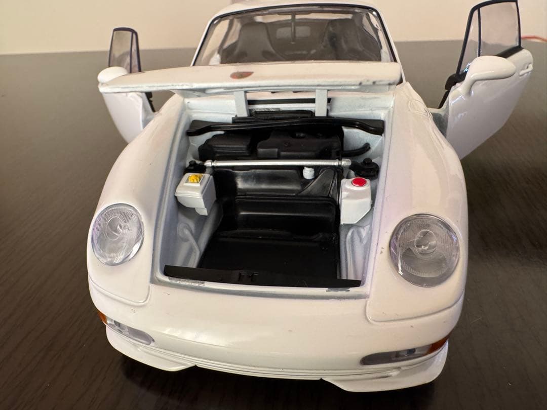ポルシェ911 カレラRS 1/18サイズ