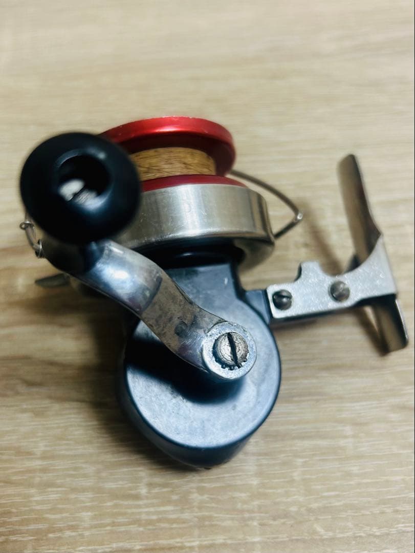 スピニングリール MFD.BY PYRAMID MFG.CO