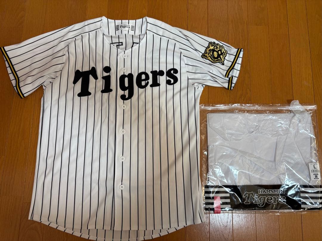 【Lサイズ】佐藤輝明8 阪神タイガース 2025年90周年ロゴ ユニフォーム