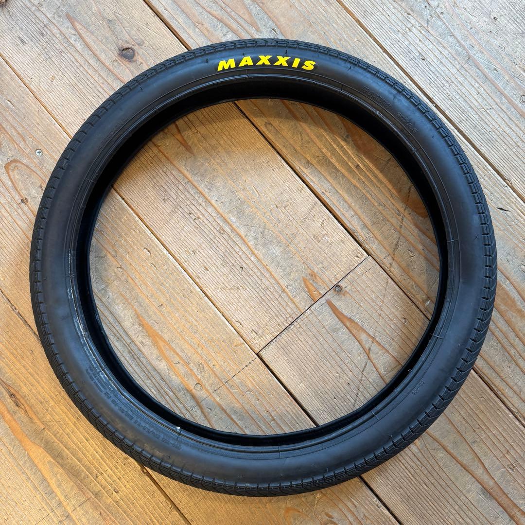 美品 MAXXIS GRIFTER 20×2.3 タイヤ2本