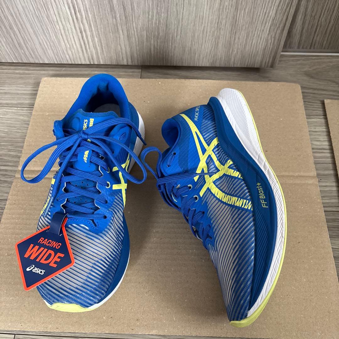 asics メンズ　マジックスピード3WIDE24.5cm
