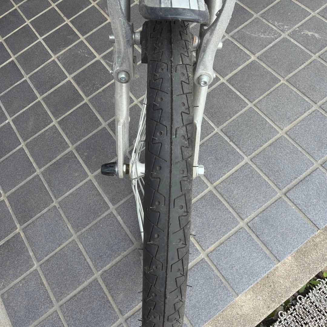 シルバー 26インチ シティサイクル