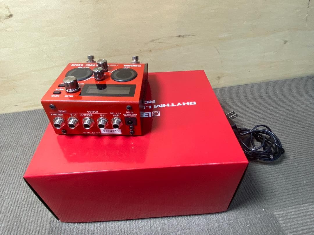 ギター 31 BOSS RC-10R Rhythm Loop Station