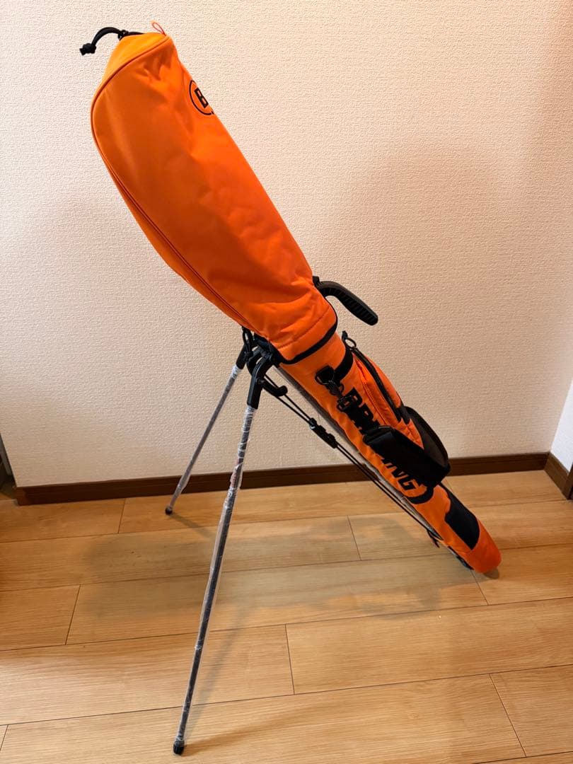 【レア】【新品未使用】ブリーフィング　セルフスタンド　キャディバッグ　オレンジ
