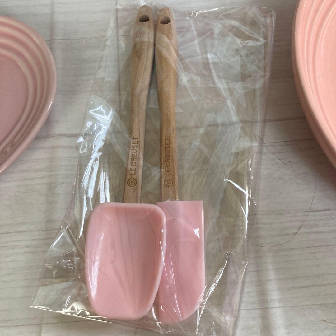 LE CREUSET ルクルーゼ　ピンク　ハート　レクタンギュラー　スパチュラ