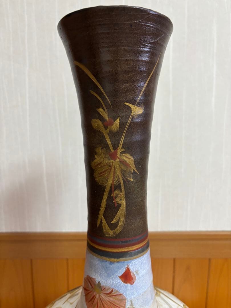 花柄陶器花瓶