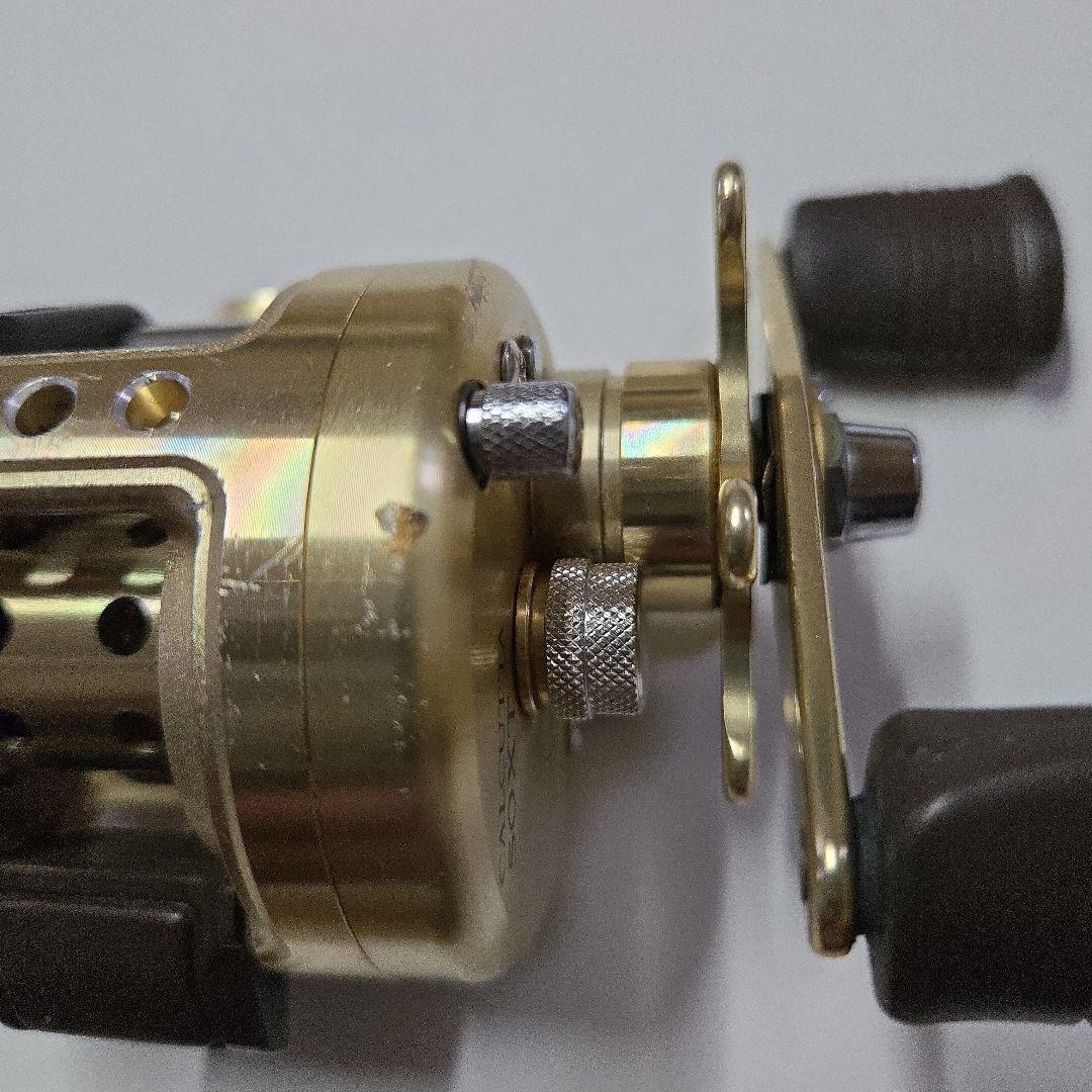SHIMANO CALCUTTA 50XT ベイトリール