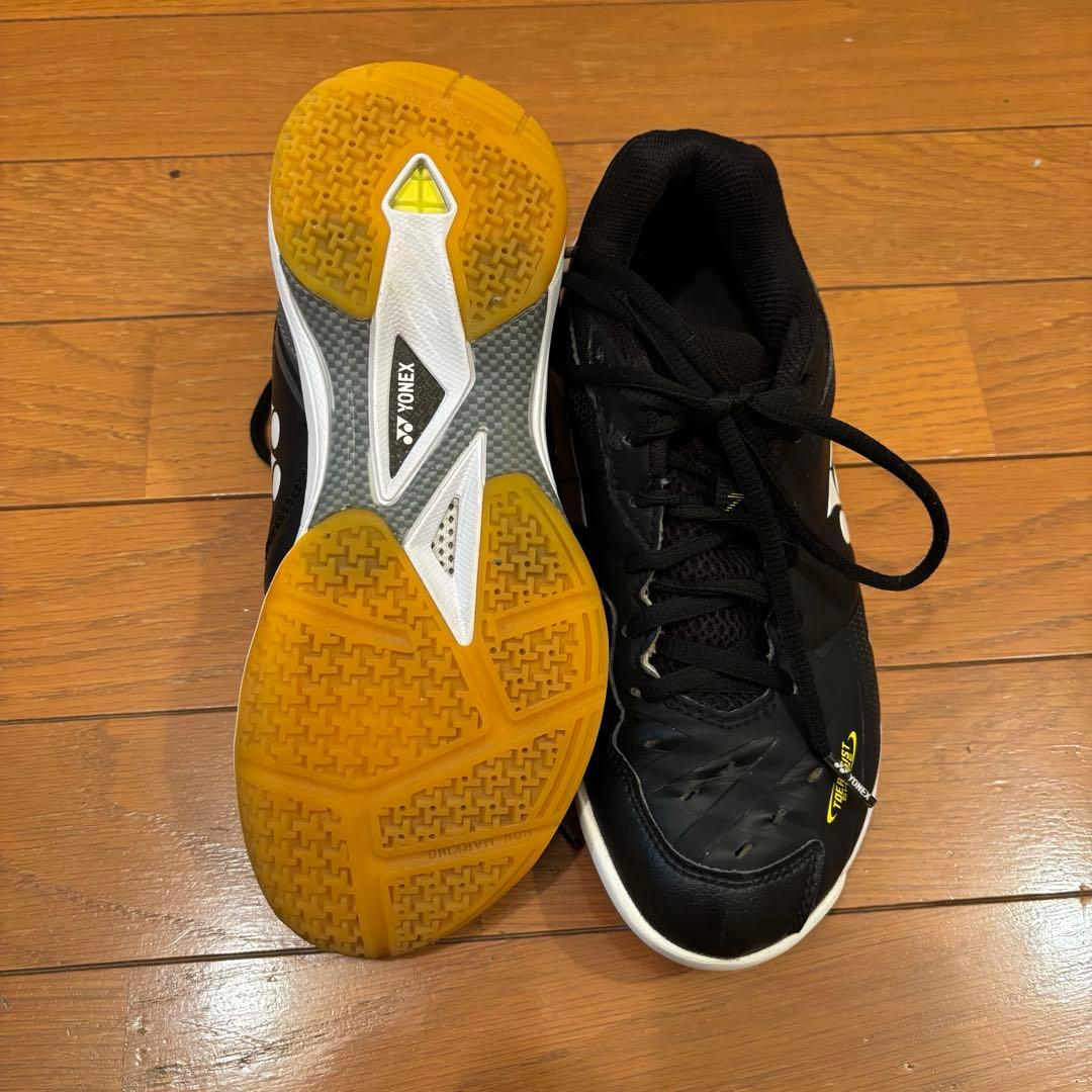 YONEX バドミントンシューズ 23.5cm