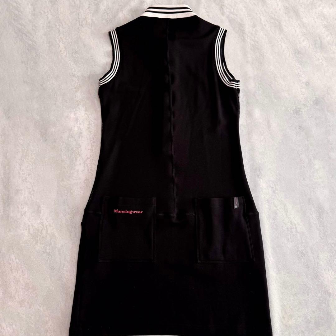 【美品】マンシングウェア ノースリーブ ワンピース ゴルフウェア M ブラック