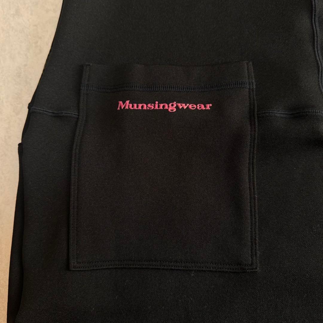 【美品】マンシングウェア ノースリーブ ワンピース ゴルフウェア M ブラック