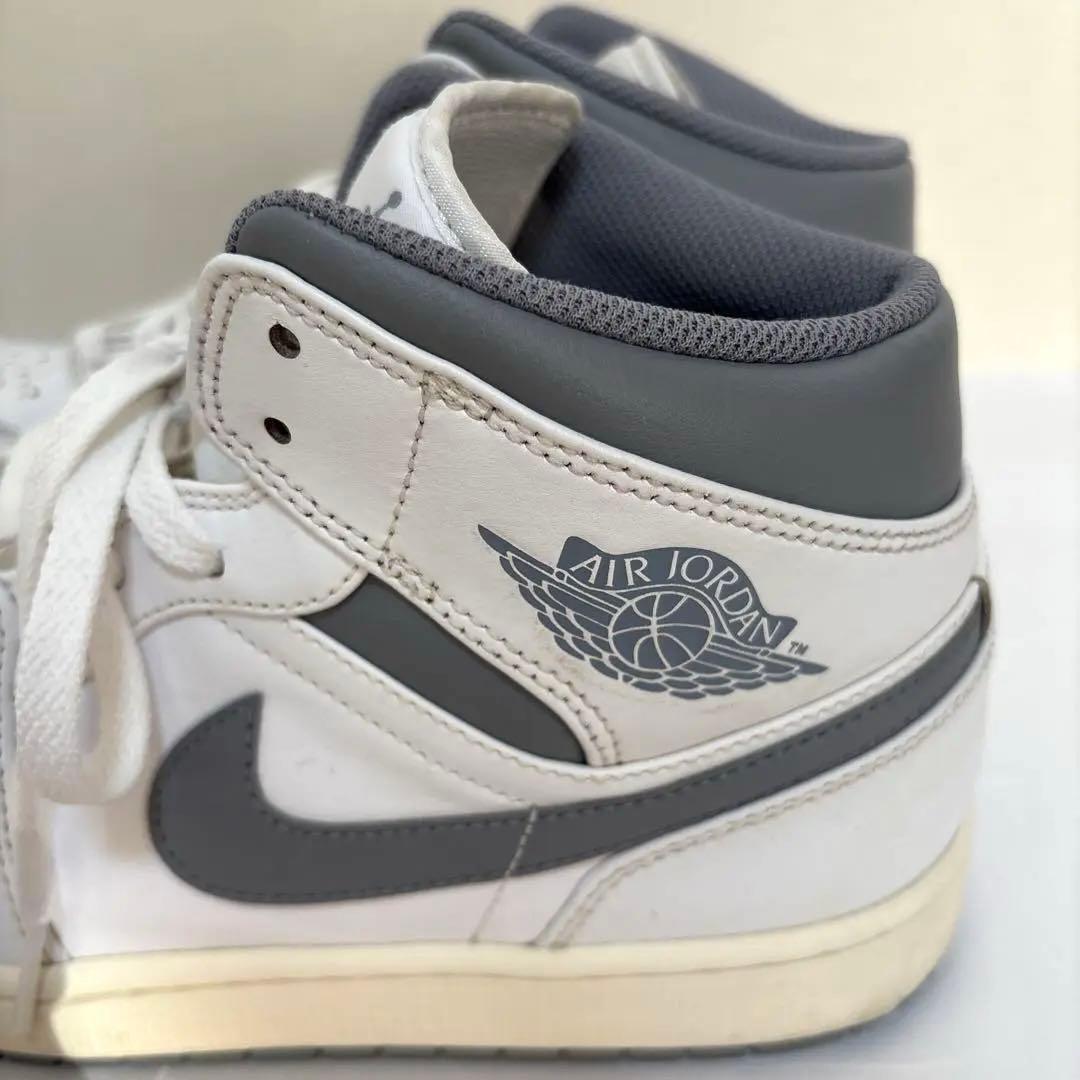 美品NIKE AIR JORDAN 1 MID 28cm ホワイトグレー 使用少