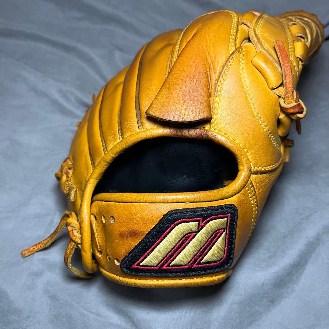 Mizuno ビクトリーステージ　一般軟式投手用グローブ Mマーク