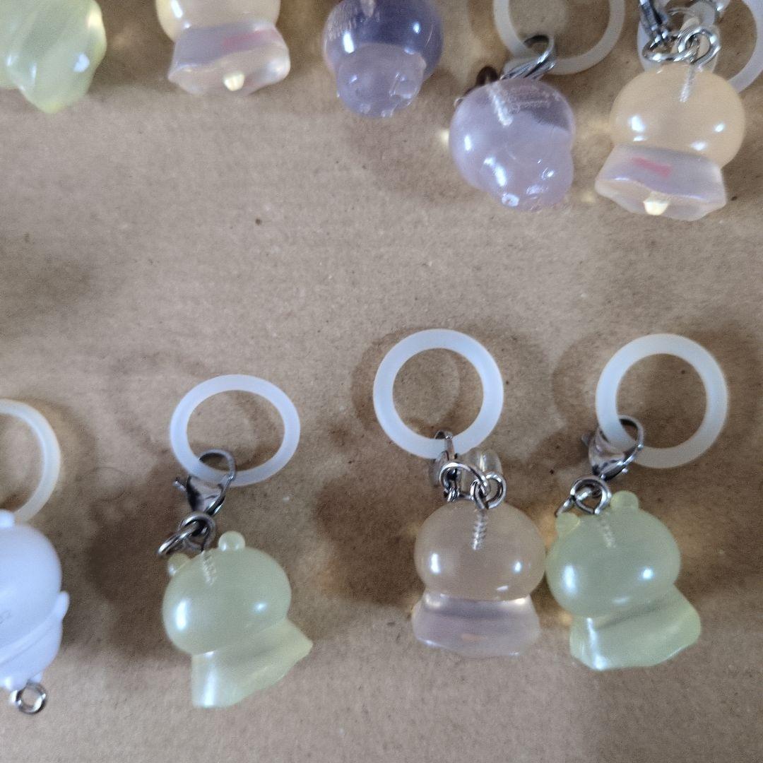 サ*ー様 ちいかわ めじるしアクセサリー　キーホルダー　ストラップ うさぎ　ハチ