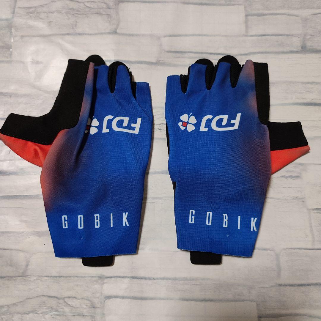 支給品　エアログローブ　FDJ　手袋　GOBIK サイクルジャージ　ロードバイク