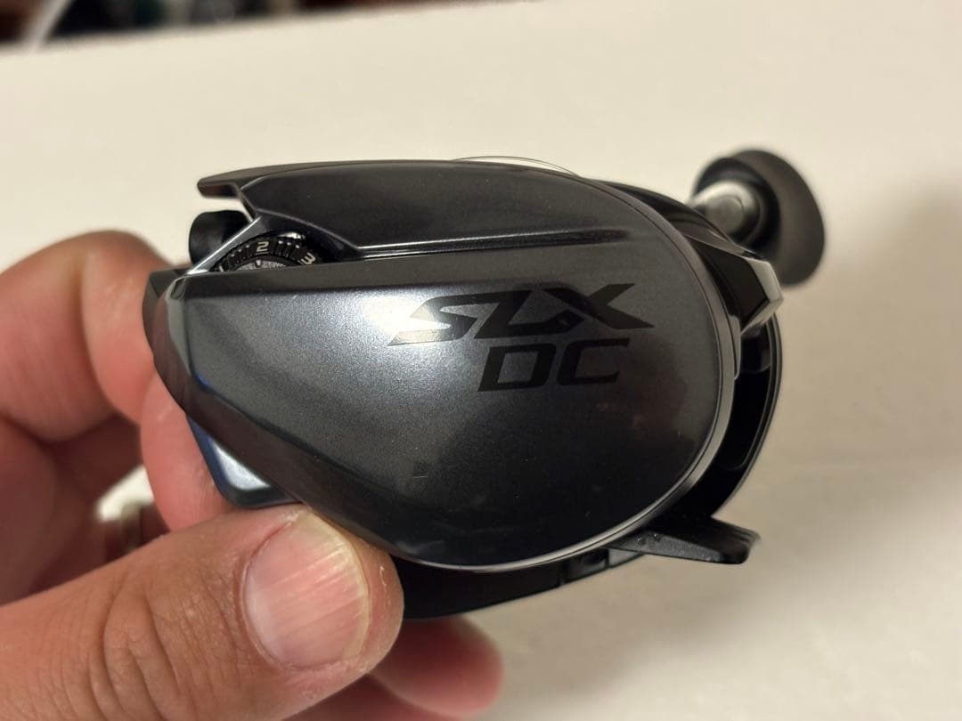 【極美品】シマノ 23 SLX DC 70XG 右 SHIMANO ベイトリール