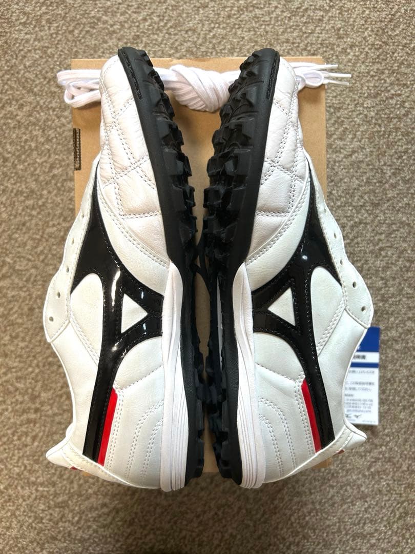 【超美品】ミズノMorelia モレリア TFフットサルシューズ 25.5cm
