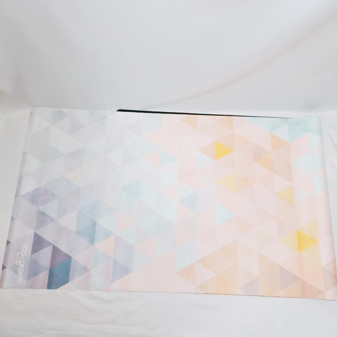 【新品未使用】 ヨガデザインラボ トラベルマット 178×61cm ヨガマット
