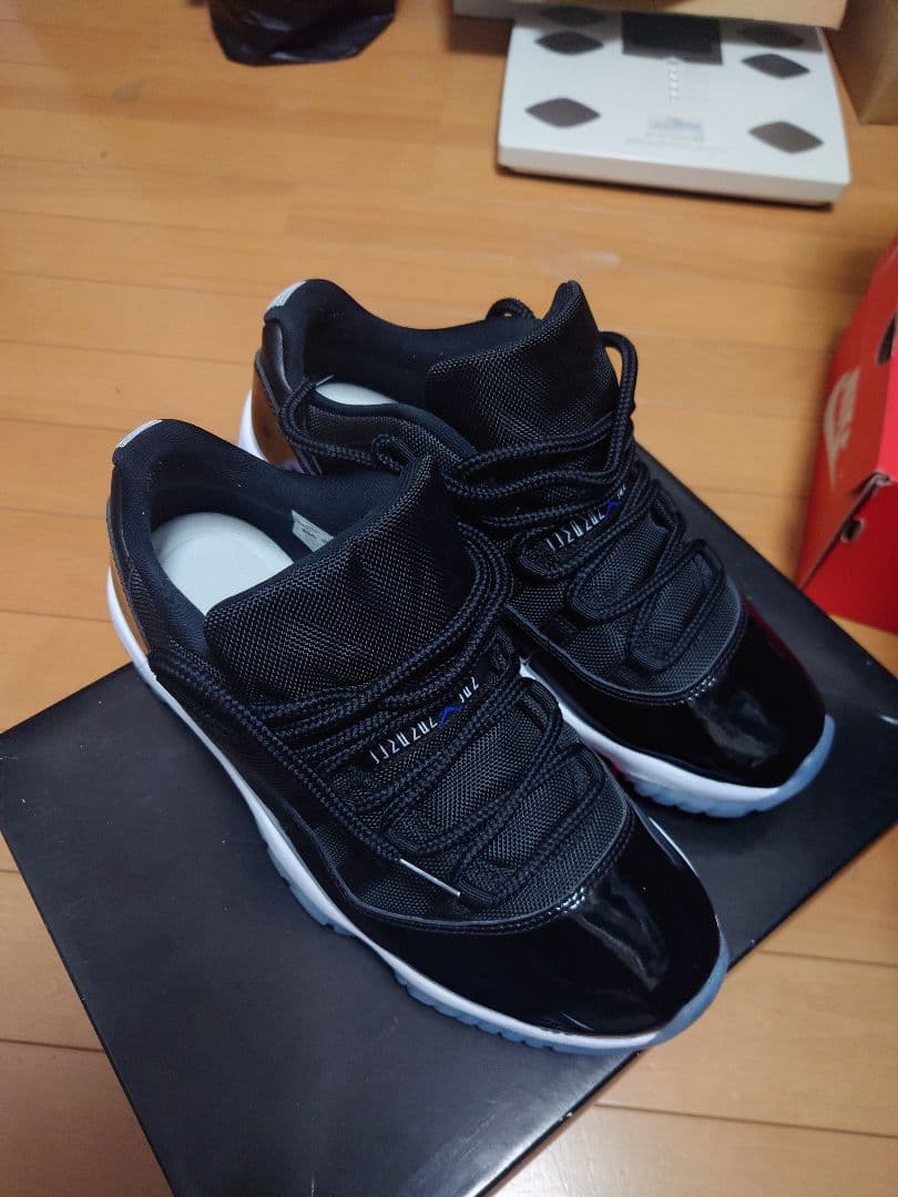 jordan 11 low 26.5 space jam ジョーダン
