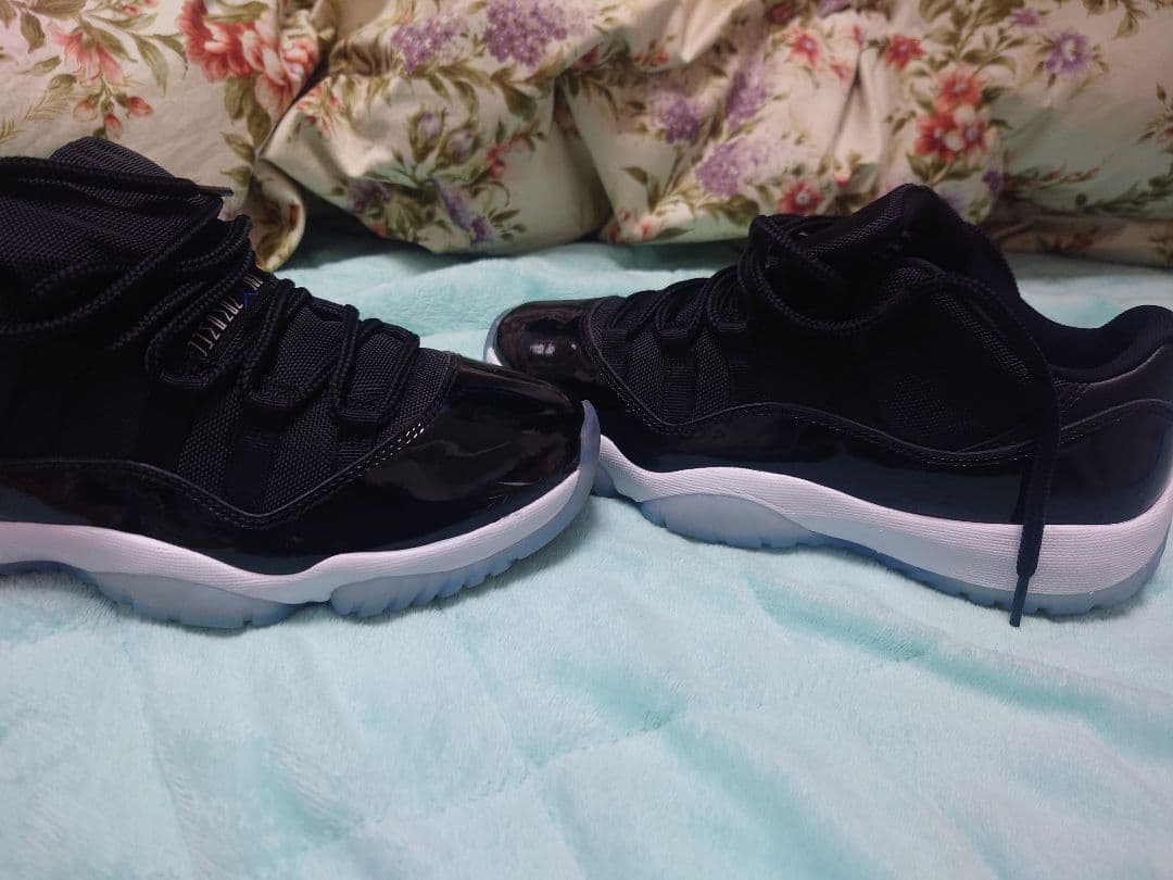 jordan 11 low 26.5 space jam ジョーダン