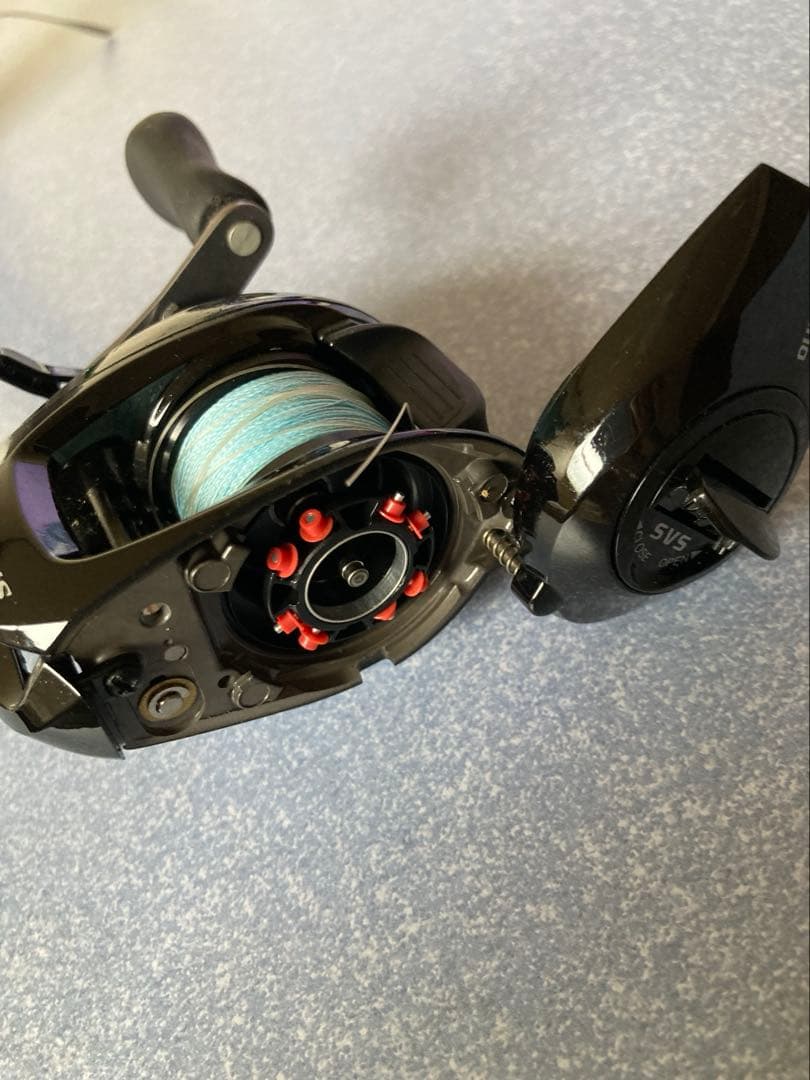 SHIMANO Brenious ブレニアス ベイトリール 右ハンドル