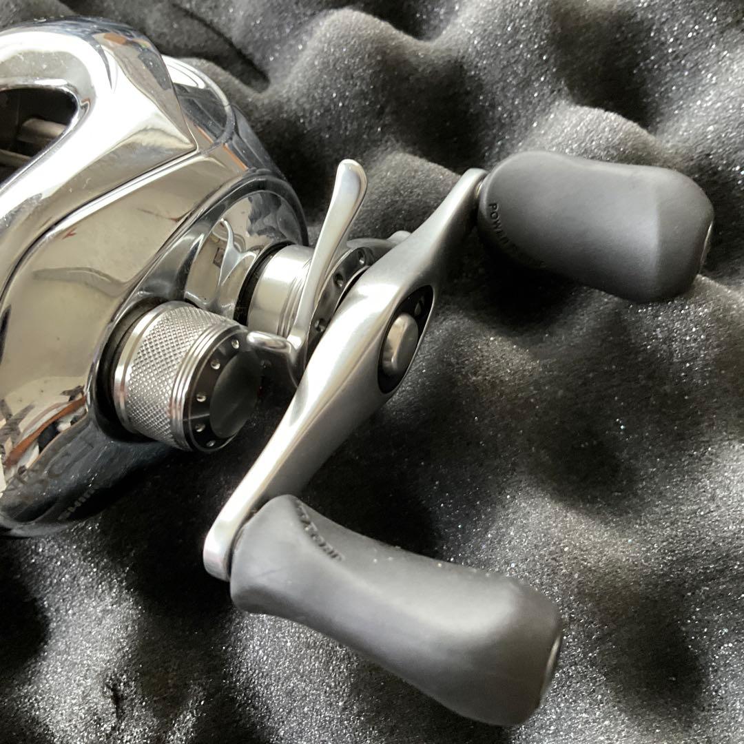 【ベイトリール　シマノ】　SHIMANO アンタレスDC 右巻き　ブラックバス
