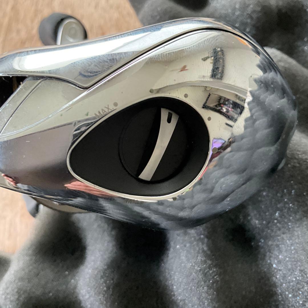 【ベイトリール　シマノ】　SHIMANO アンタレスDC 右巻き　ブラックバス