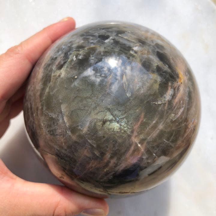 ビッグ ブラックムーンストーン