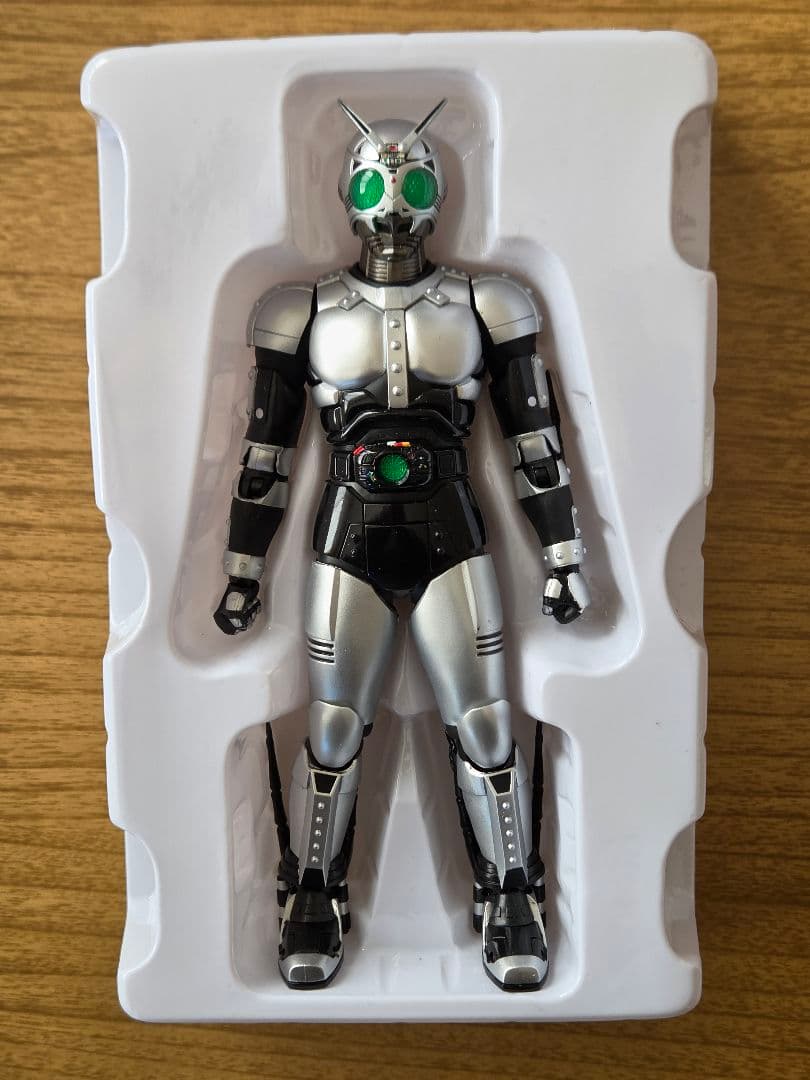 S.H.Figuarts 真骨彫製法 仮面ライダーBLACK シャドームーン