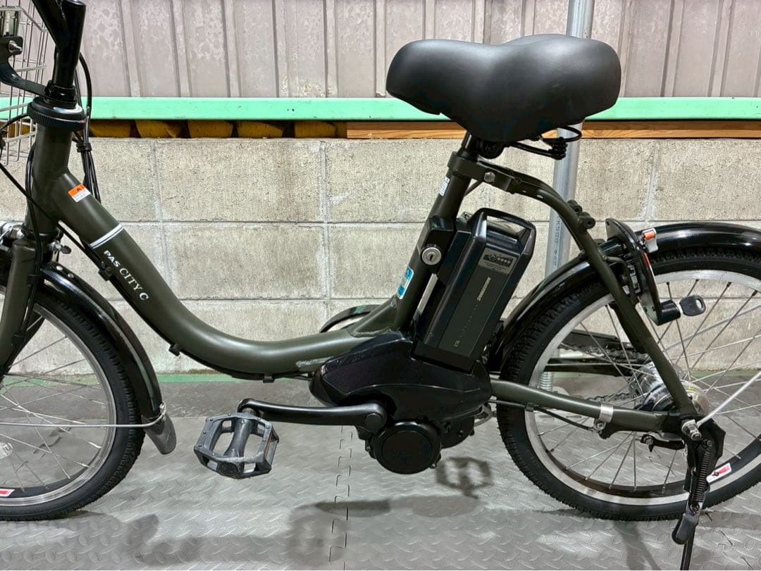 №8612電動自転車ヤマハ　パスシティーC 20インチ✨人気のカーキ✨