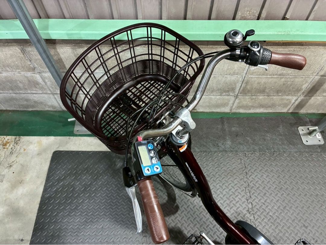 №8600 電動自転車　ヤマハ　パスナチュラ 26インチ ブラウン