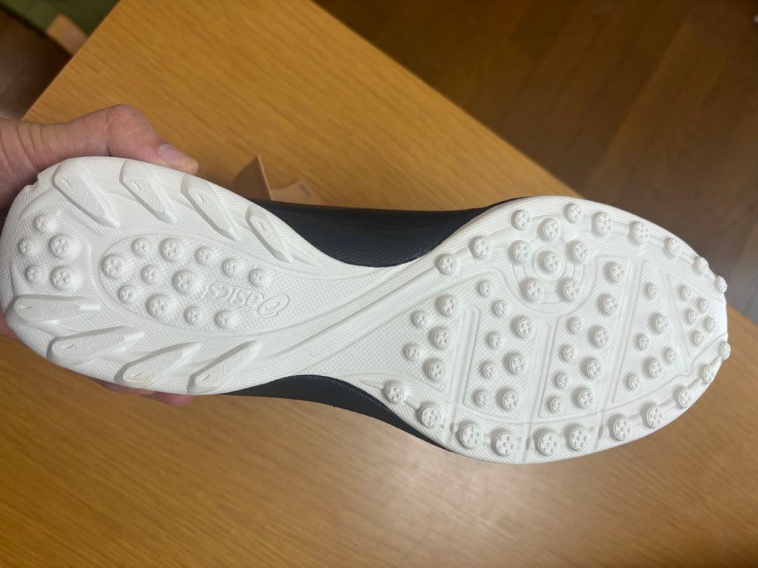 asics フットサルシューズ ブラック