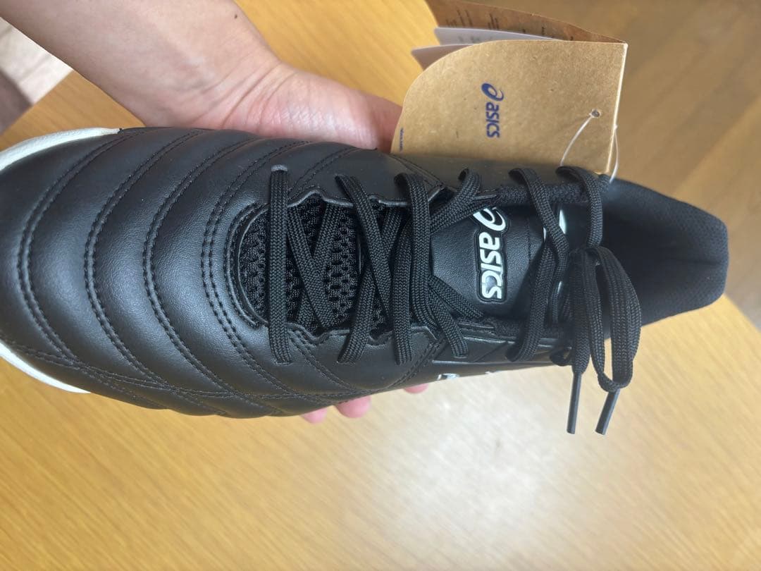 asics フットサルシューズ ブラック