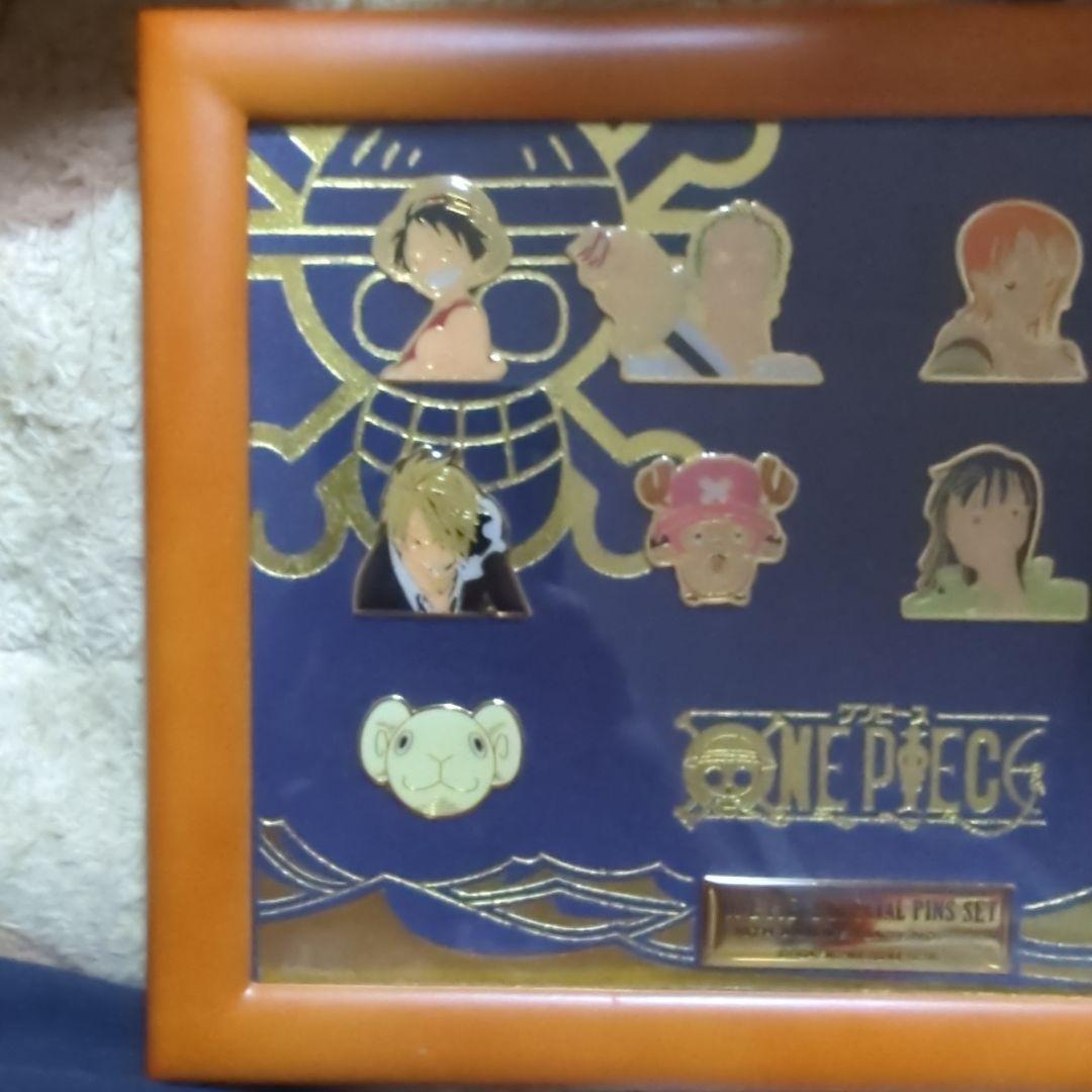 ONE PIECE 10周年記念 ピンバッジ セット