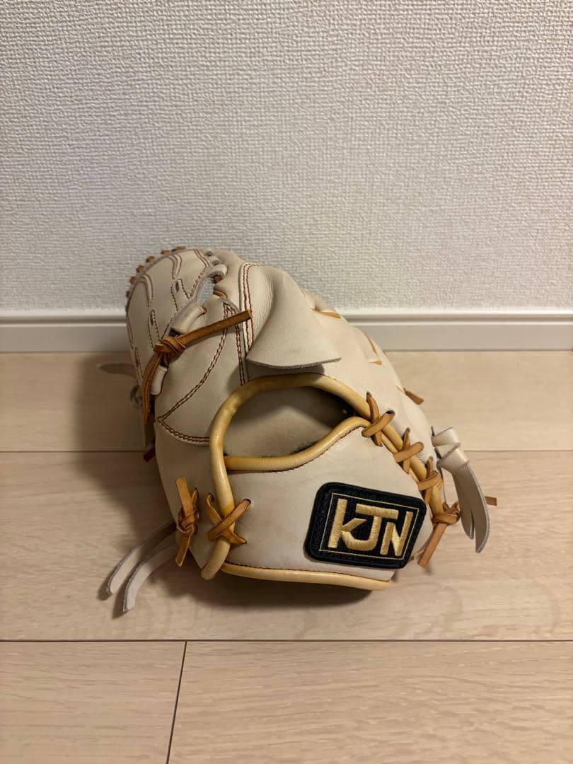 硬式投手用グローブ　左投げ専用