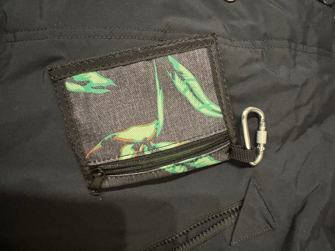 Burton The White Collection Mサイズ　スノボ　ウェア