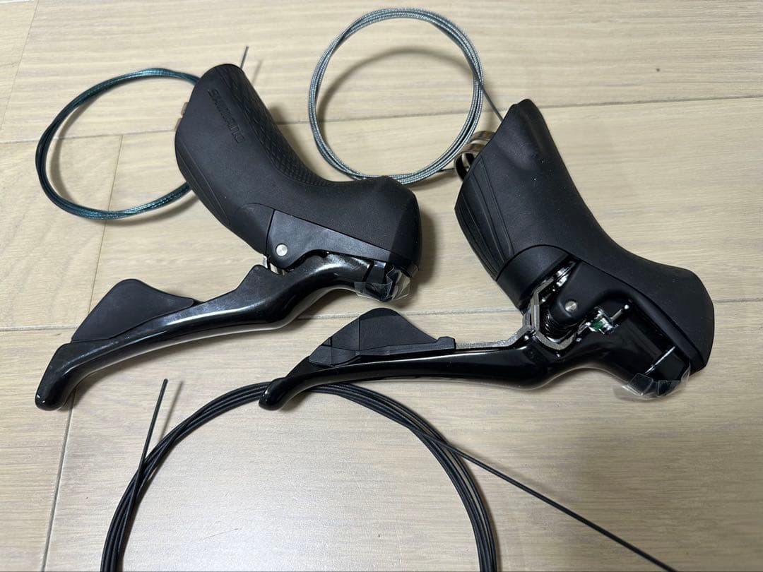 SHIMANO 105 R7000 STI 11速 シフトレバーセット