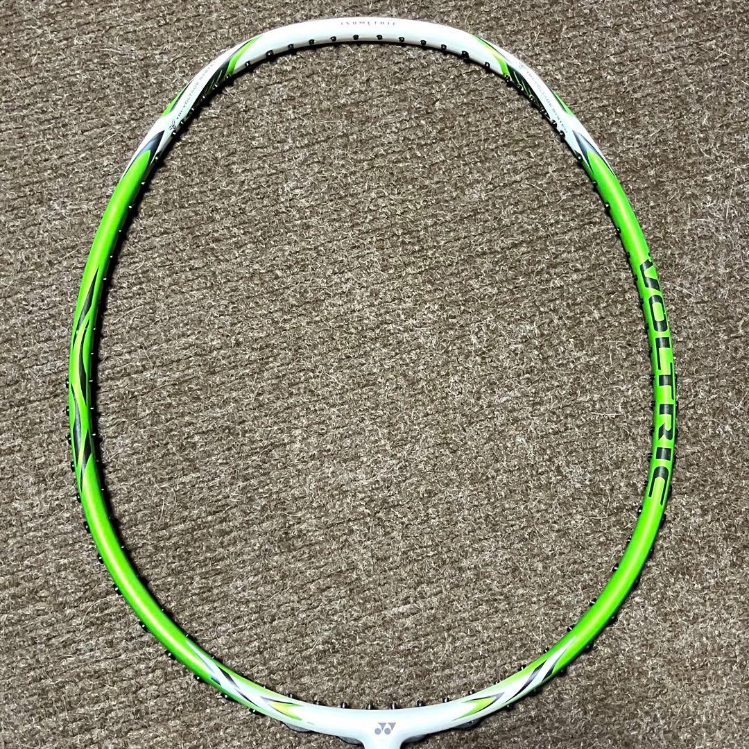 かなり美品‼️ YONEX ヨネックス　VOLTRIC30 ボルトリック30