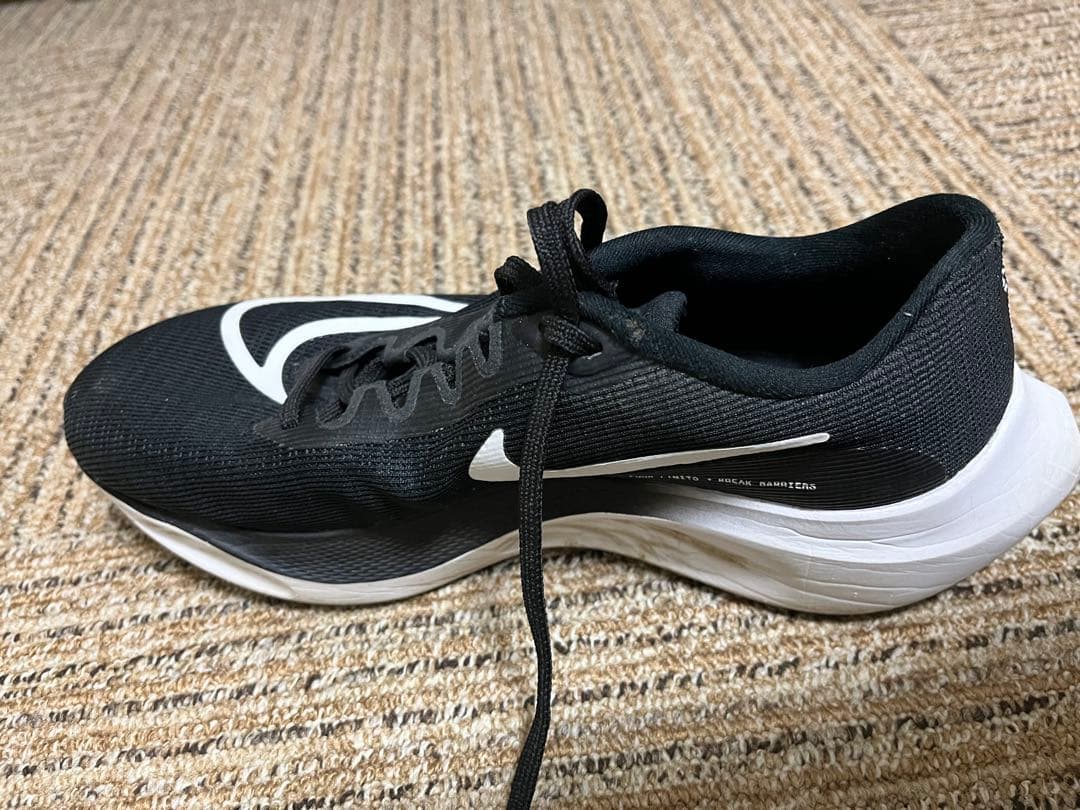 Nike zoomフライ5 ブラック