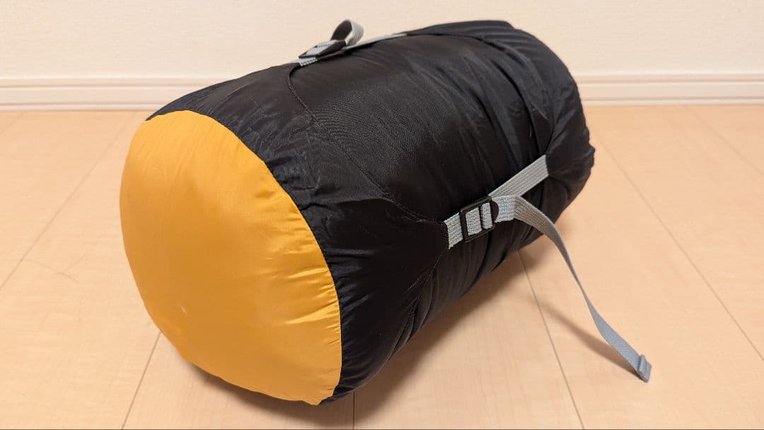 NEMO「TEMPO50＋収納袋セット」メンズ化繊シュラフ【中古美品】