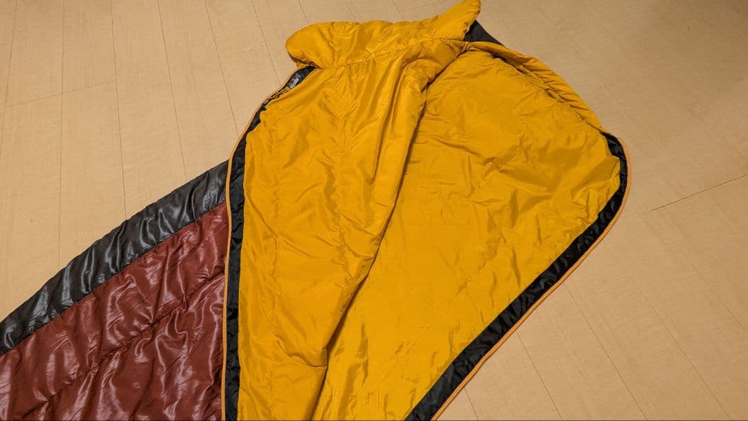 NEMO「TEMPO50＋収納袋セット」メンズ化繊シュラフ【中古美品】